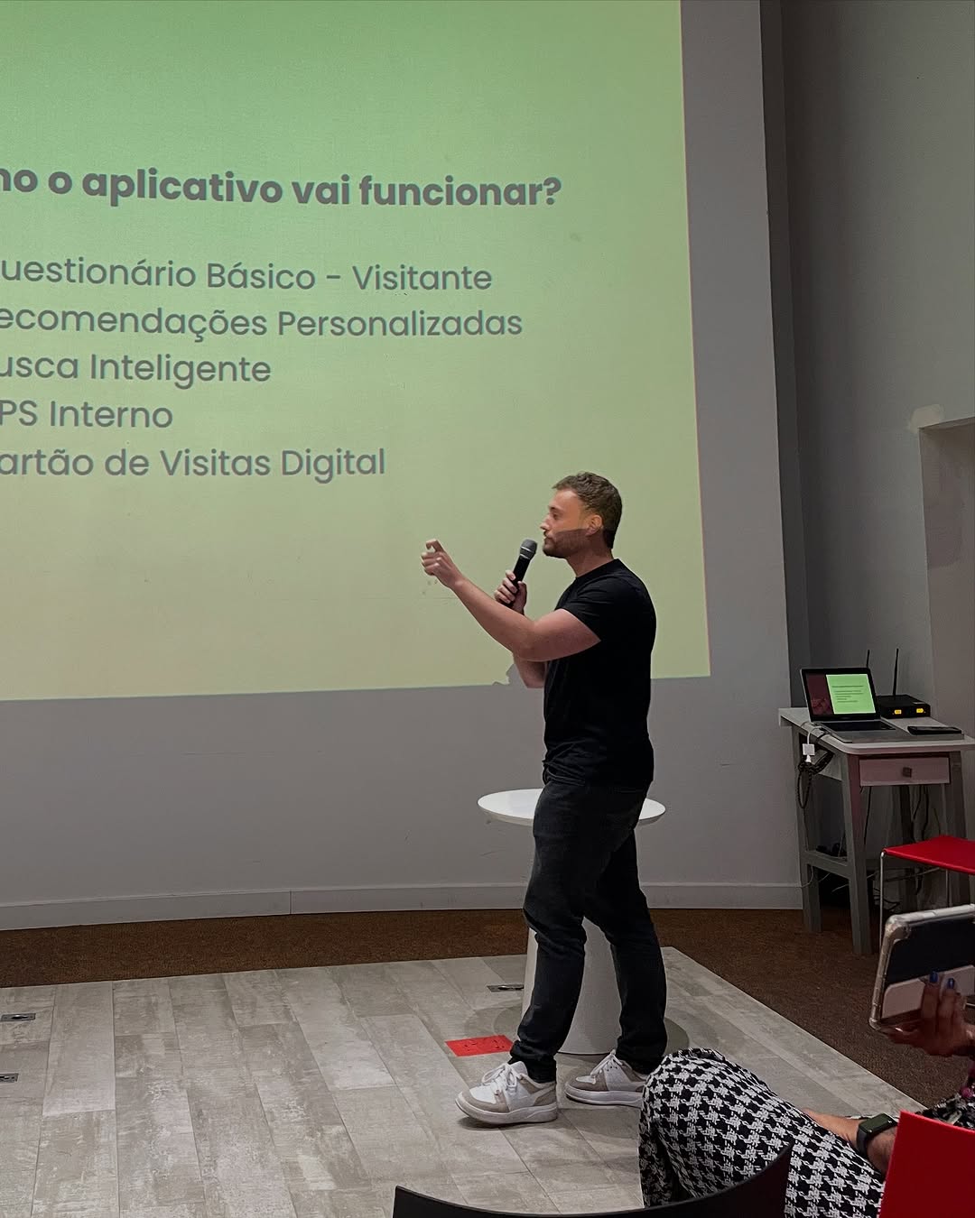 Presenting a project